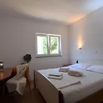 Viva Apartment Mandre